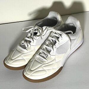 Puma King Top It White/Gold Size 9